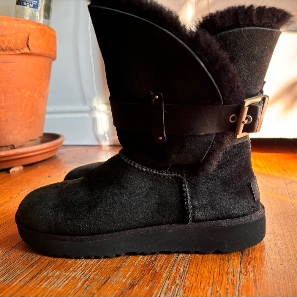 UGG Australia women’s Jaylyn Boots black SZ 7 EUC